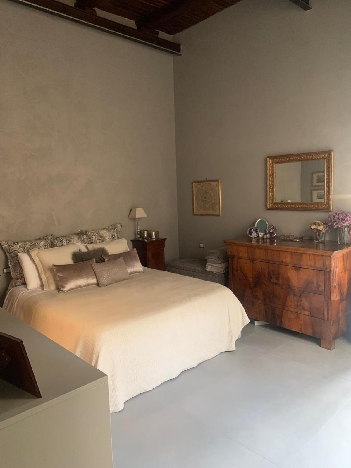 Ferienwohnung La Casa Di Paola Salerno Exterior foto